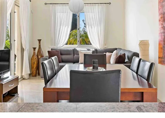 ヴィラ Coral Bay - Sleeps 6 - Pool - Parking