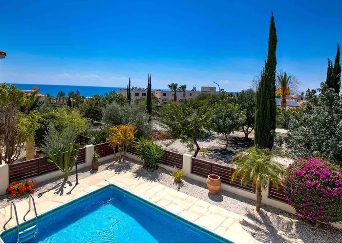 Coral Bay - Sleeps 6 - Pool - Parking * ペイヤ